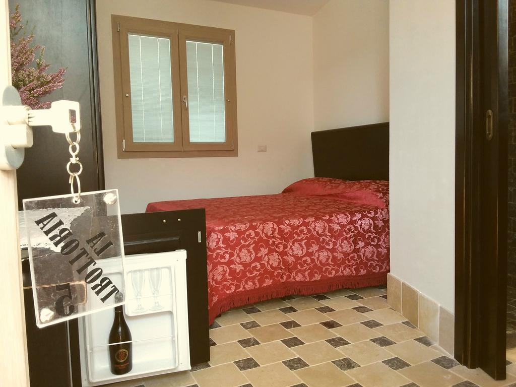 La Trottoria Agriturismo Otranto Exterior foto
